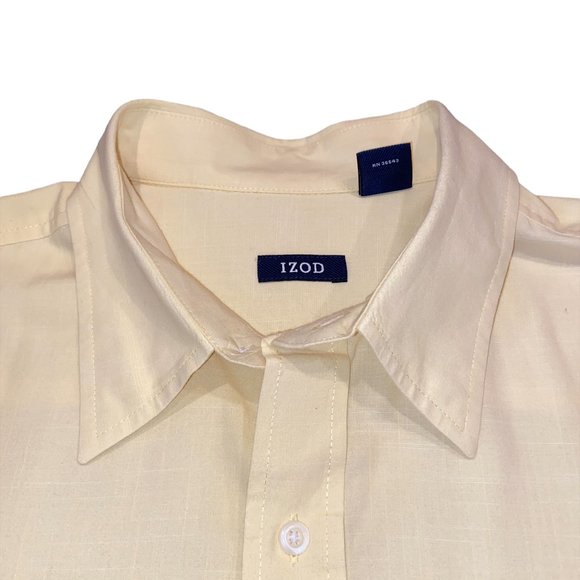 IZOD Yellow Short Sleeve Button Up, Men's Extra Large (XL) - Picture 3 of 9